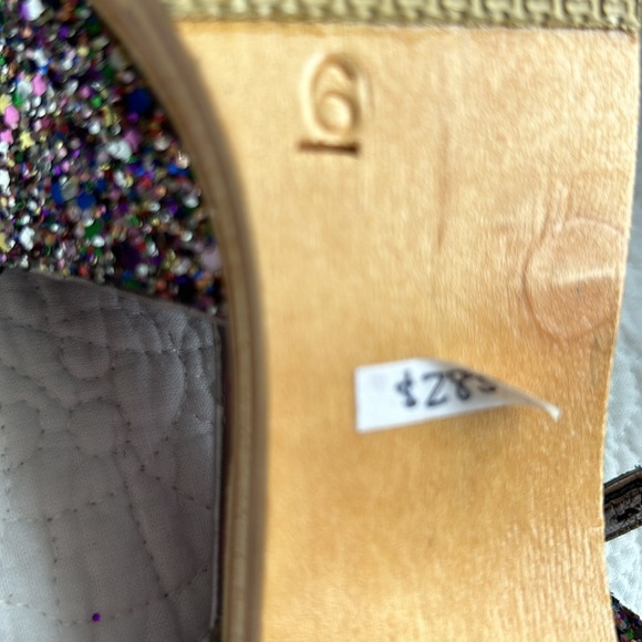 Gorgeous Betsy Johnson, sequin, scrappy heels, size 6 - Picture 11 of 11
